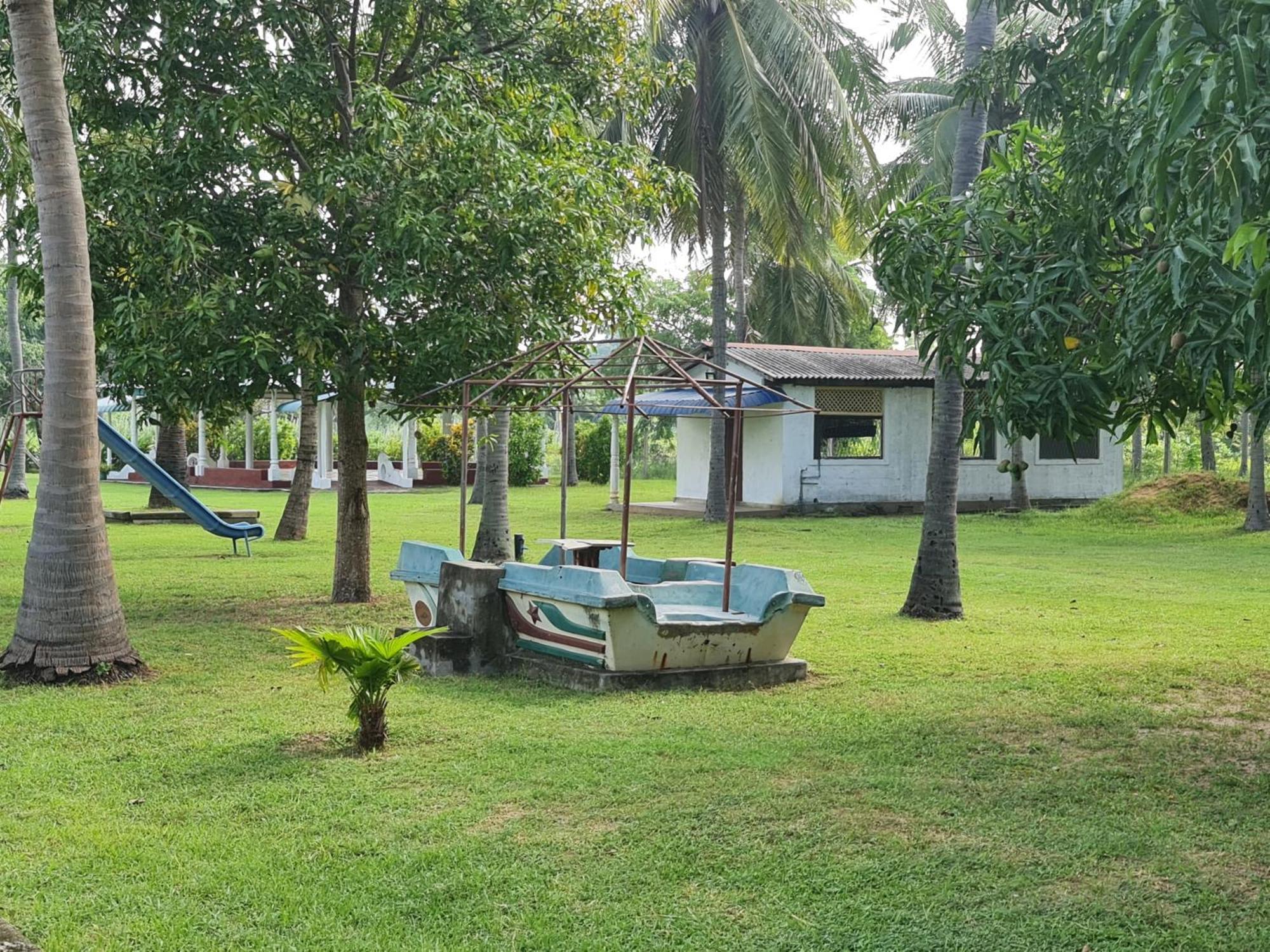 Ahsram Accommodations Passikudah Exteriér fotografie