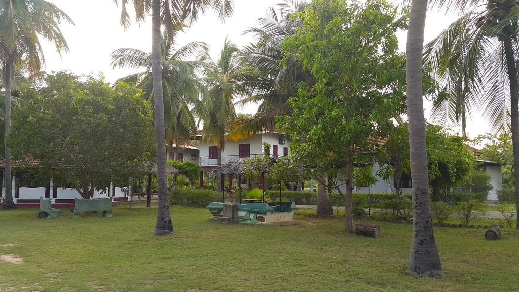 Ahsram Accommodations Passikudah Exteriér fotografie